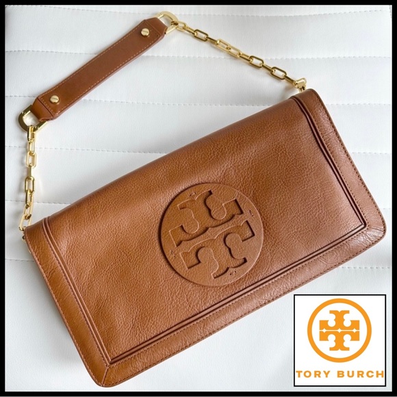 Tory Burch Handbags - Tory Burch Reva Clutch in Tan Leather & Gold.